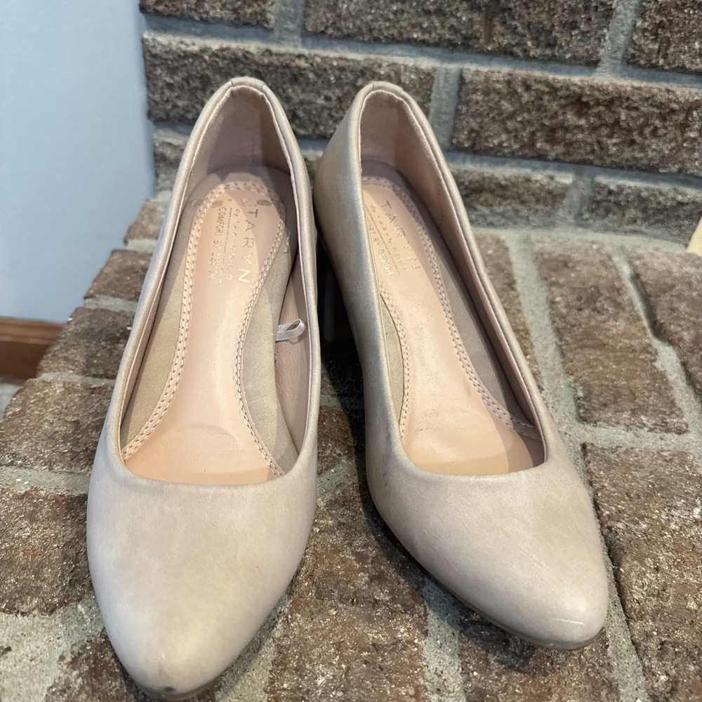 Taryn Rose Maine Pumps Womens 8.5 Beige Nude Block Heel Size 8.5 #223 - Picture 2 of 16